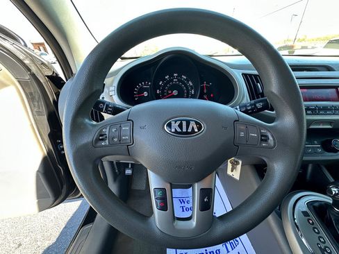 Used 2015 Kia Sportage LX image 12