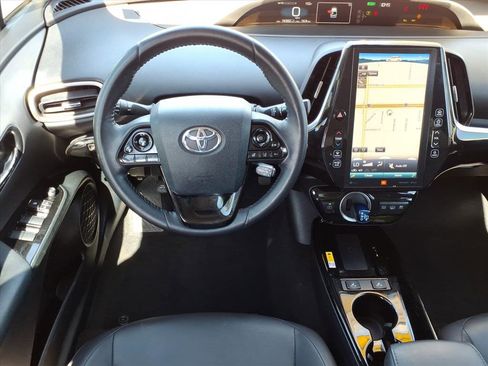 Used 2021 Toyota Prius Prime Limited image 17