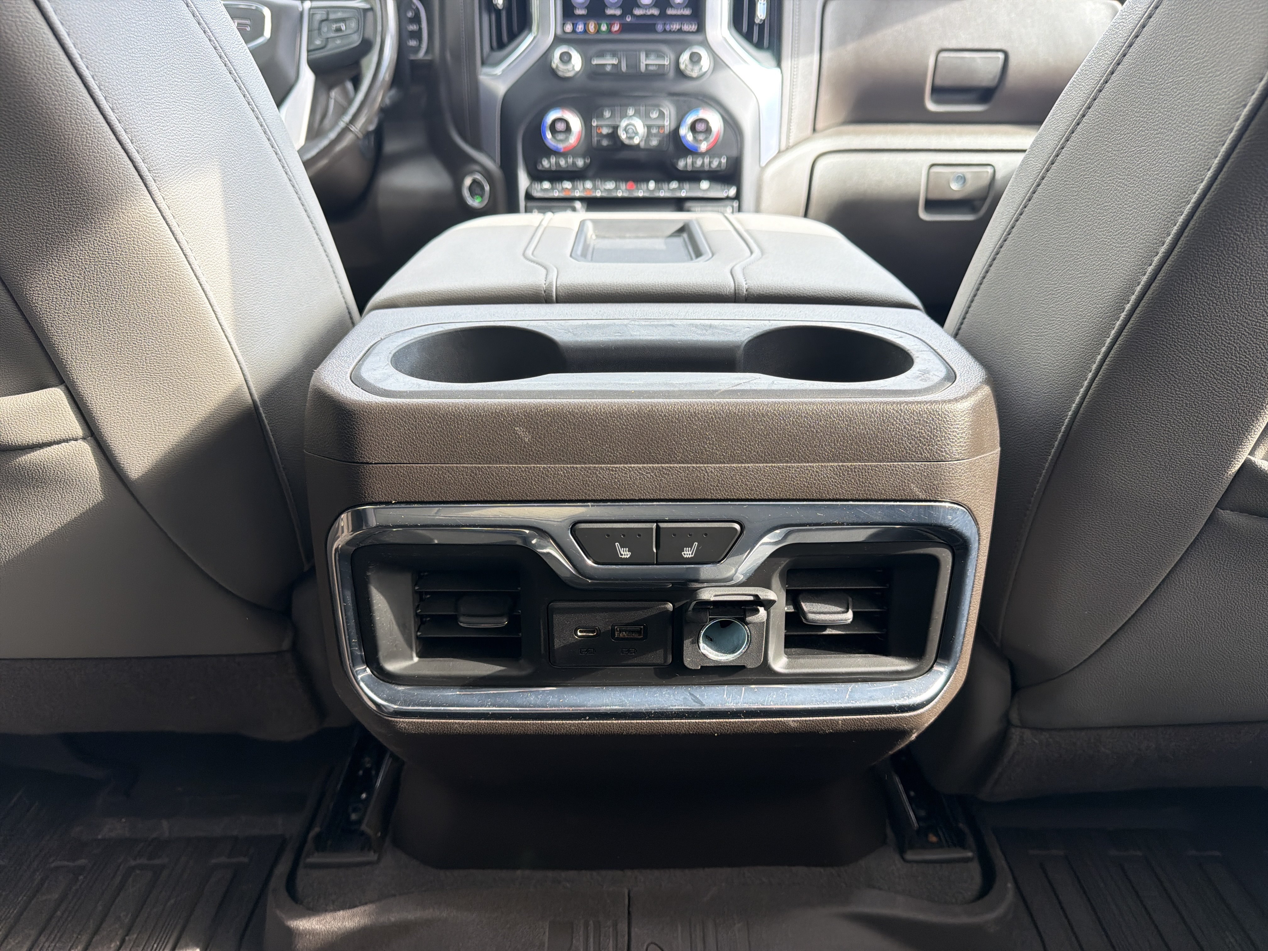 Used 2020 GMC Sierra 1500 SLT w/ SLT Premium Plus Package AWD/4WD image 5