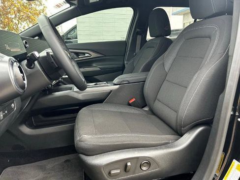 New 2026 Chevrolet Equinox EV LT w/ Comfort Package image 17