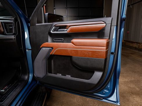 Used 2025 GMC Sierra 1500 Denali Ultimate image 37