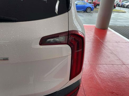 Used 2022 Kia Telluride S image 14