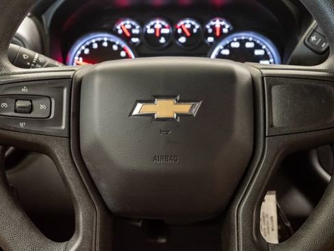 Used 2021 Chevrolet Silverado 1500 Custom AWD/4WD image 11