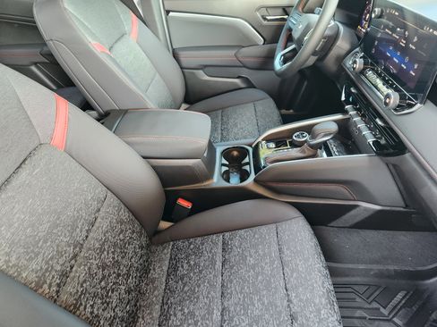 New 2026 Chevrolet Colorado Z71 image 11