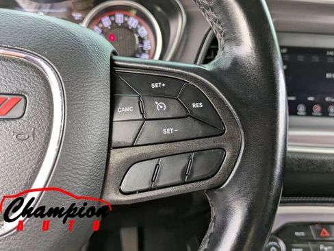 Used 2021 Dodge Challenger SXT w/ Driver Convenience Group image 26