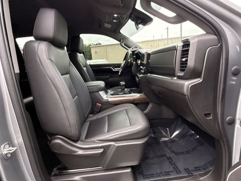 Used 2023 Chevrolet Silverado 1500 RST w/ Convenience Package II AWD/4WD image 27