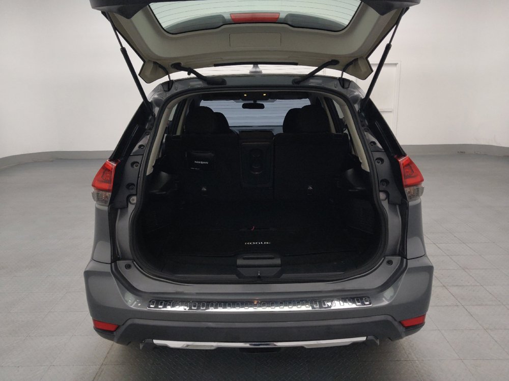 Used 2018 Nissan Rogue S FWD image 29