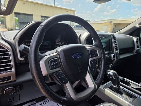 Used 2016 Ford F150 Lariat w/ Equipment Group 502A Luxury AWD/4WD image 14