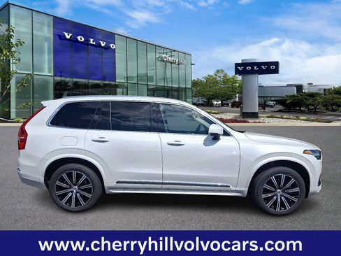 Certified 2024 Volvo XC90 B5 Core w/ Protection Package Premier image 8