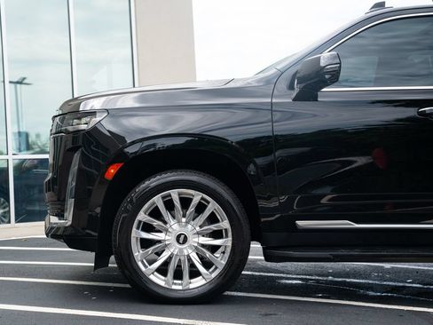 Used 2024 Cadillac Escalade ESV Premium Luxury w/ LPO, Floor Liner Package RWD image 23