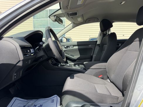 Used 2023 Honda Civic LX image 11