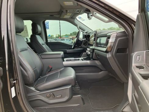 New 2025 Ford F250 Lariat w/ Lariat Ultimate Package image 14