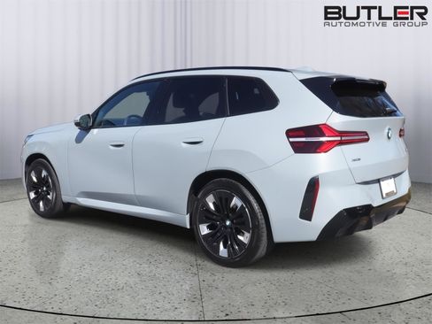 Used 2025 BMW X3 xDrive30i w/ Premium Package image 4