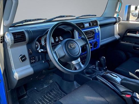 Used 2007 Toyota FJ Cruiser 4WD image 10