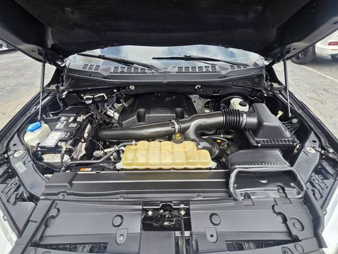 Used 2019 Ford F150 Limited w/ Trailer Tow Package RWD image 27
