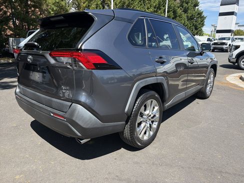 Used 2019 Toyota RAV4 XLE Premium w/ Cold Weather Package image 10