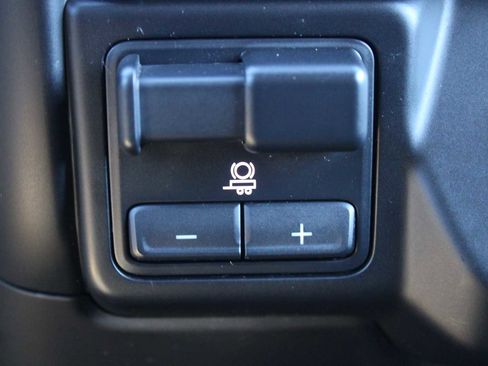 Used 2022 Chevrolet Silverado 3500 LT w/ Convenience Package image 23