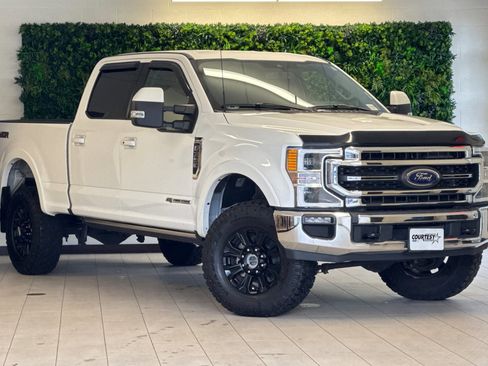 Certified 2021 Ford F350 Lariat w/ Tremor Off-Road Package image 2