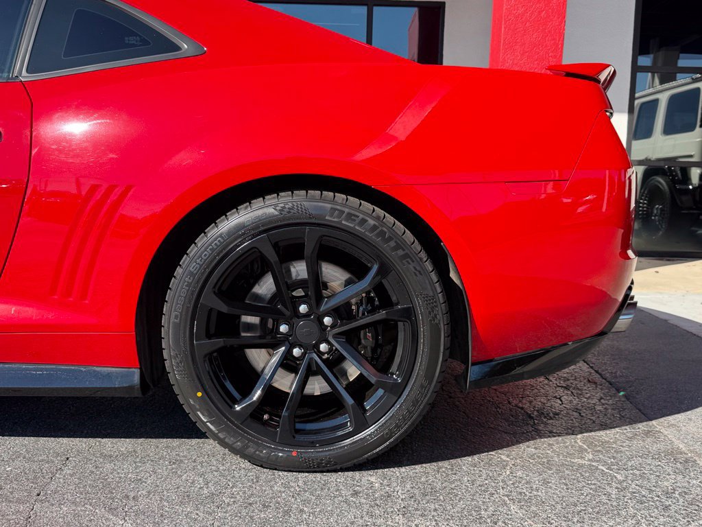 Used 2012 Chevrolet Camaro ZL1 RWD image 19