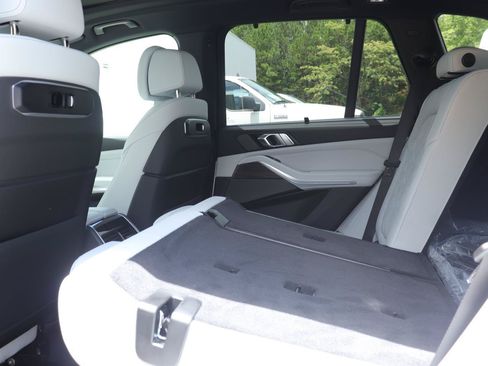 New 2026 BMW X5 sDrive40i w/ Climate Comfort Package RWD image 14