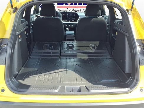 Used 2024 Chevrolet Trax RS w/ Driver Confidence Package image 10