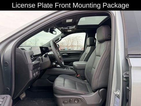 Used 2026 Chevrolet Suburban RST w/ RST Capability Package image 8