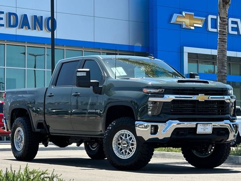 New 2026 Chevrolet Silverado 2500 LT w/ Safety Package AWD/4WD image 2