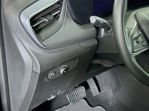 Used 2025 Buick Encore GX Preferred image 17