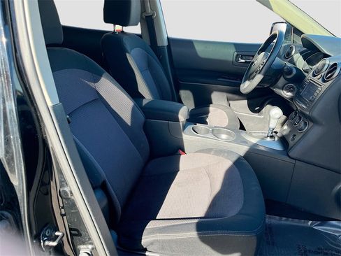 Used 2012 Nissan Rogue SV w/ Premium Pkg image 27