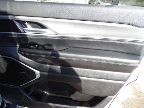 Used 2025 Jeep Wagoneer Series II image 52