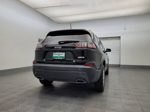 Used 2019 Jeep Cherokee Latitude w/ Popular Appearance Group image 7