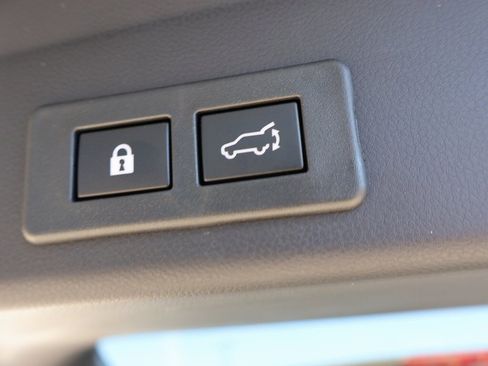 New 2026 Subaru Ascent Touring image 18