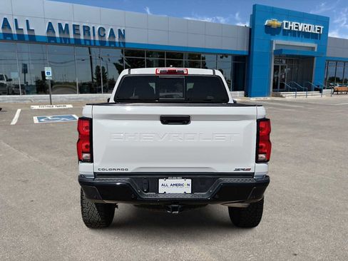 Used 2024 Chevrolet Colorado ZR2 w/ ZR2 Convenience Package III AWD/4WD image 7