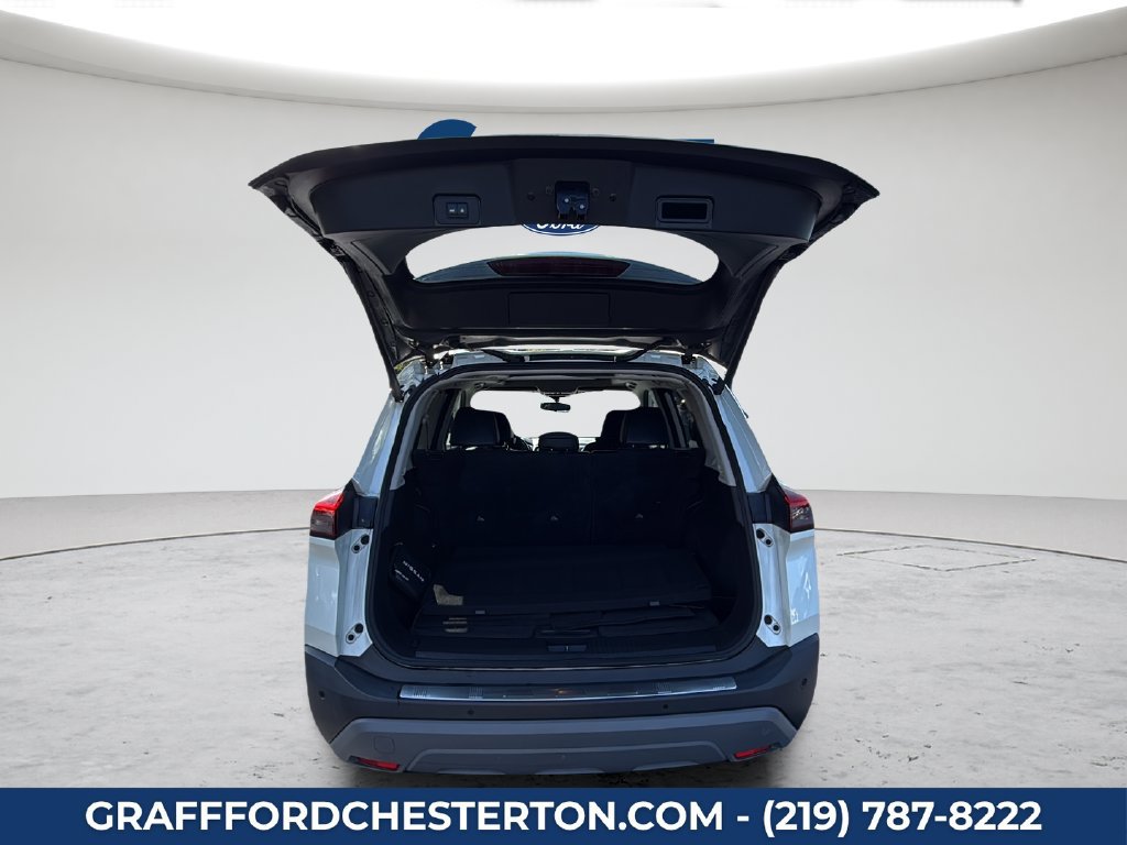 Used 2023 Nissan Rogue SV w/ SV Premium Package AWD/4WD image 15