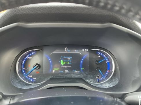 Certified 2019 Toyota RAV4 Limited w/ Carpet Mat Package AWD/4WD image 16