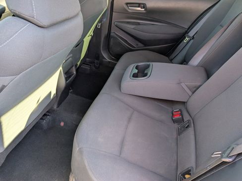 Used 2021 Toyota Corolla LE image 13