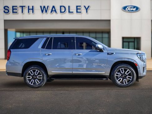 Used 2023 GMC Yukon Denali AWD/4WD image 8