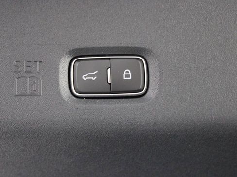 New 2026 Lincoln Navigator L Reserve image 17