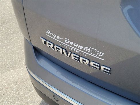 Used 2019 Chevrolet Traverse Premier w/ Driver Confidence II Package image 6