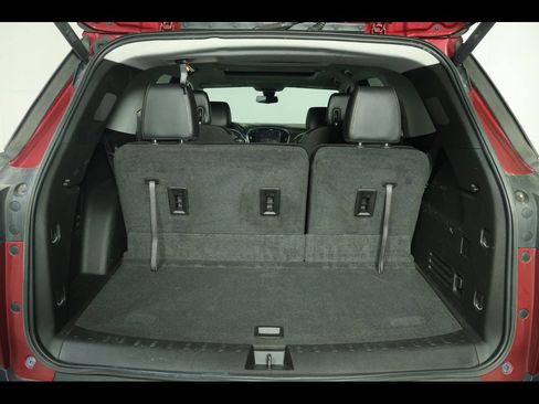 Used 2018 Chevrolet Traverse LT AWD/4WD image 15