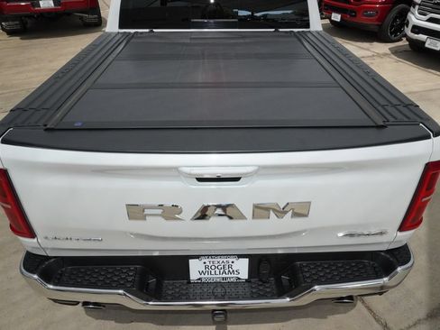 Used 2025 RAM 1500 Limited w/ Off Road Group AWD/4WD image 38