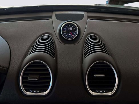 Used 2025 Porsche 718 Boxster S image 37