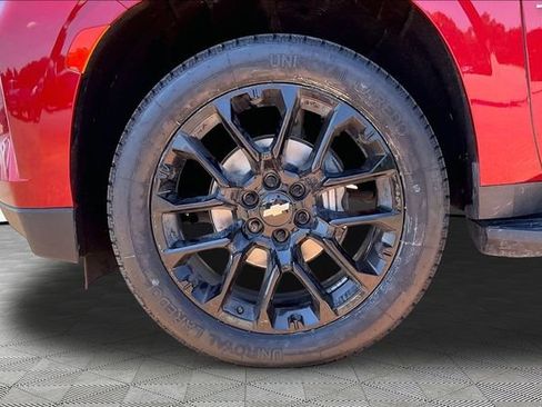 Used 2023 Chevrolet Tahoe Premier w/ Premium Package 2 RWD image 22