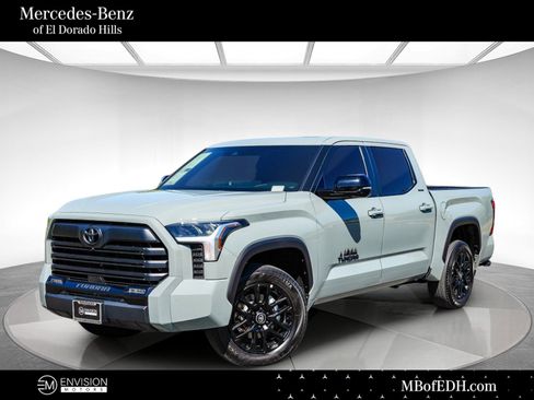 Used 2025 Toyota Tundra Limited AWD/4WD image 1