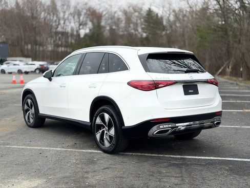 Used 2024 Mercedes-Benz GLC 300 4MATIC image 4