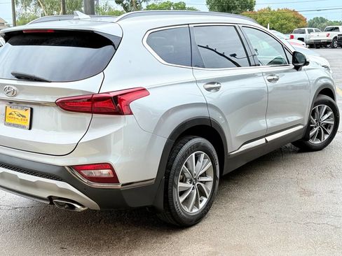 Used 2020 Hyundai Santa Fe Limited FWD image 11