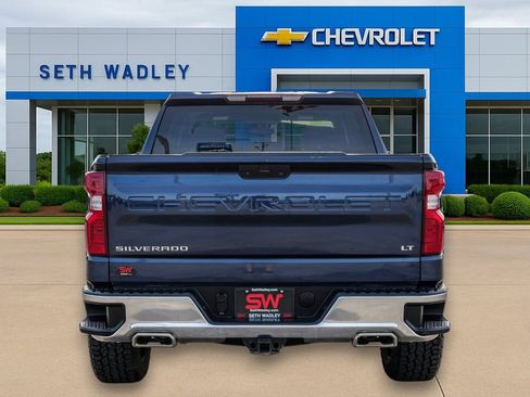 Used 2021 Chevrolet Silverado 1500 LT w/ Z71 Off-Road Package image 6