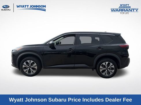 Used 2023 Nissan Rogue SV FWD image 4
