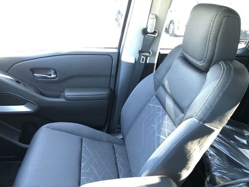 New 2026 Nissan Frontier SV w/ Tow Package image 30