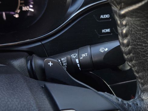 Certified 2018 Toyota Avalon XLE Plus w/ Carpet Mat Package image 22